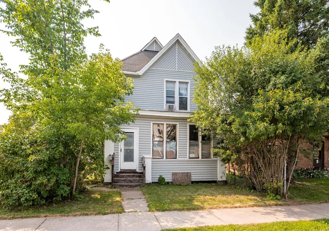 2nd image of 1813 John Ave, Superior, WI 54880 | MLS# 7123612