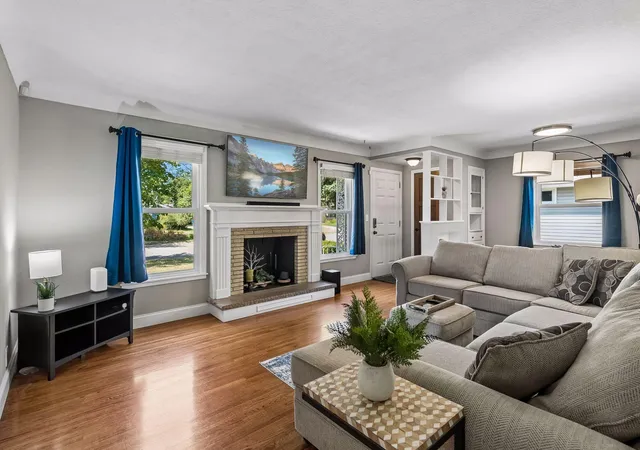Photo 1 of Sale Pending at 7139 17th Ave S, Richfield, MN 55423 | MLS# 7123638 | Listing updated on 2026-09-19