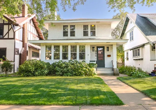 1st image of 954 Fairmount Ave, Saint Paul, MN 55105 | MLS# 7123648