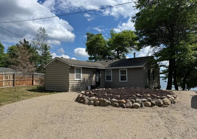 1st image of 14195 N Horseshoe Lake Rd, Merrifield, MN 56465 | MLS# 7123651
