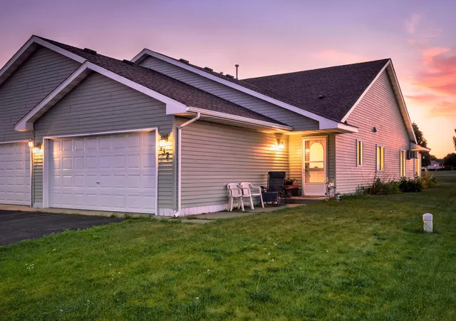 Photo 1 of Single family home for sale at 137 Belmont St, Osceola, WI 54020 | MLS# 7123657 | Listing updated on 2026-08-24