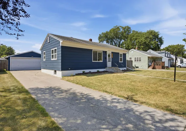1st image of 1617 14th St S, Fargo, ND 58103 | MLS# 7123678