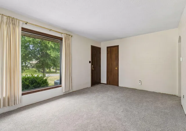 Photo 4 of Single family home for sale at 96 Orange Ave W, Saint Paul, MN 55117 | MLS# 7123686 | Listing updated on 2026-10-23