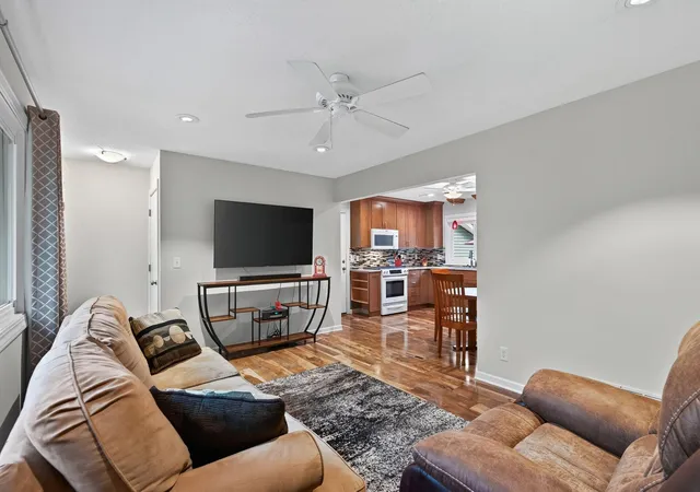 image of 3301 69th St E, Inver Grove Heights, MN 55076 | MLS# 7123719