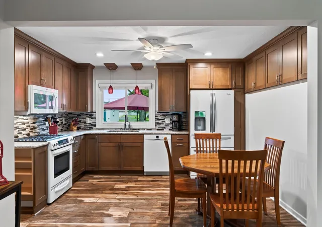image of 3301 69th St E, Inver Grove Heights, MN 55076 | MLS# 7123719
