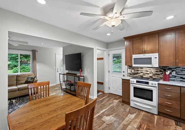 image of 3301 69th St E, Inver Grove Heights, MN 55076 | MLS# 7123719