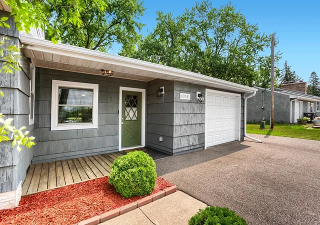 4th image of 10241 Foley Blvd Nw, Minneapolis, MN 55448 | MLS# 7123724