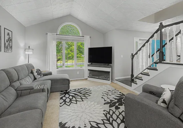 Photo 4 of Sale Pending at 1705 Rushmore Dr, Burnsville, MN 55306 | MLS# 7123727 | Listing updated on 2026-09-04