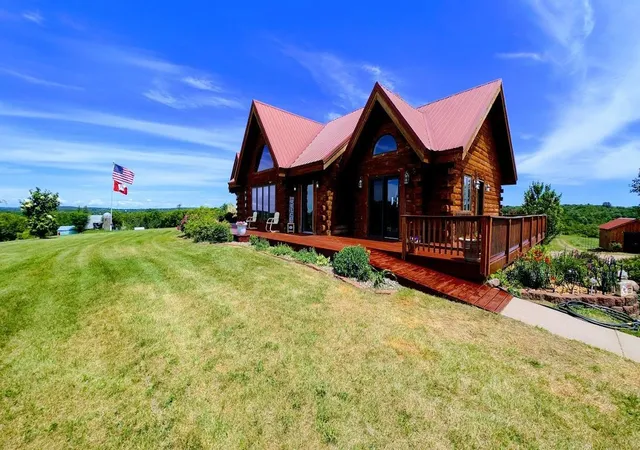 Photo 3 of Single family home for sale at 407 23rd Street, Chetek, WI 54728 | MLS# 7123728 | Listing updated on 2026-08-27