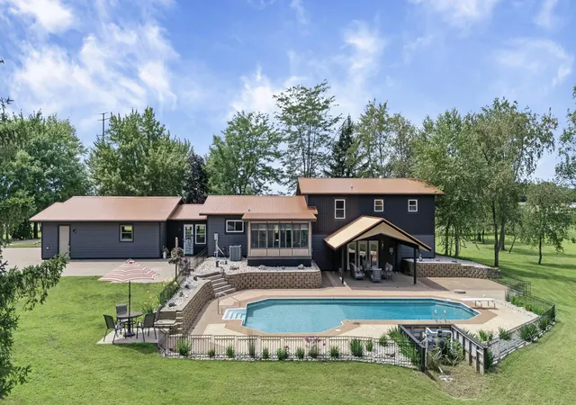 1st image of N15648 W Prairie Rd, Trempealeau, WI 54661 | MLS# 7123739