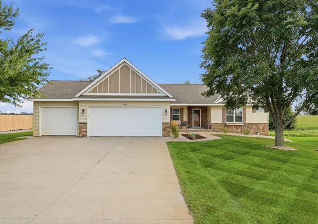Photo 1 of Sale Pending at 2759 11th Avenue Se, Willmar, MN 56201 | MLS# 7123745 | Listing updated on 2026-09-02