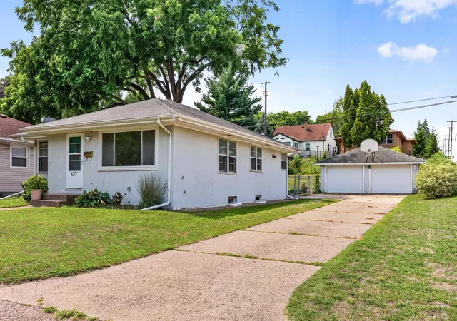 2nd image of 457 18Th Ave N, South Saint Paul, MN 55075 | MLS# 7123765