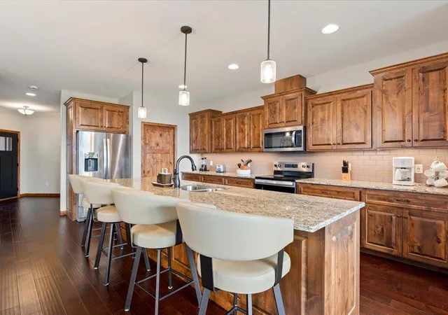 4th image of 7868 Chickasaw Cir, Pequot Lakes, MN 56472 | MLS# 7123774