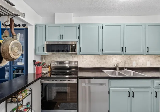 Photo 1 of Condo for sale at 10311 Cedar Lake Rd #313, Hopkins, MN 55305 | MLS# 7123792 | Listing updated on 2026-09-27