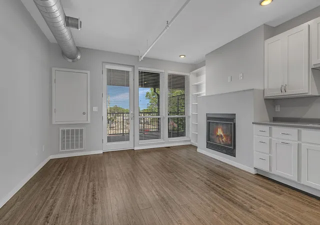 2nd image of 24 College Ave N #305, Saint Joseph, MN 56374 | MLS# 7123793