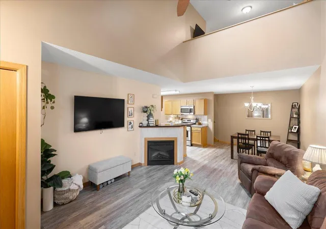 2nd image of 11281 16th St Ne, Saint Michael, MN 55376 | MLS# 7123817