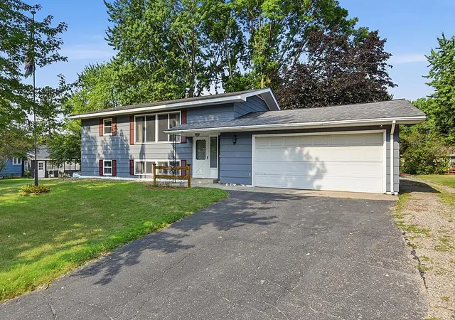 1st image of 967 6th Ave N, Sauk Rapids, MN 56379 | MLS# 7123818