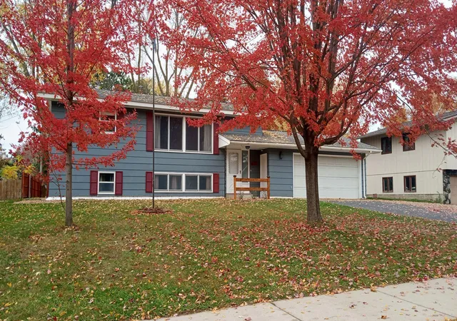 Single family home for sale at 967 6th Avenue N, Sauk Rapids, MN 56379 | MLS# 7123818