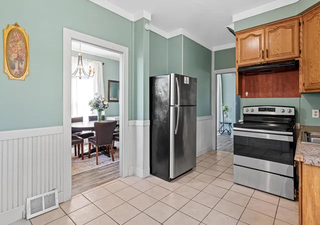 Photo 4 of Single family home for sale at 1288 Edgerton St, Saint Paul, MN 55130 | MLS# 7123842 | Listing updated on 2026-08-31