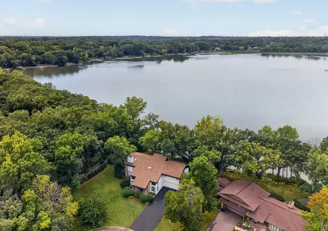 Photo 1 of Single family home for sale at 5605 Evergreen Ln N, Plymouth, MN 55442 | MLS# 7123845 | Listing updated on 2026-09-17