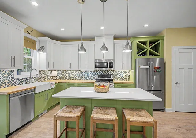 Photo 3 of Sale Pending at 1404 Louisiana Ave S, Minneapolis, MN 55426 | MLS# 7123857 | Listing updated on 2026-09-04