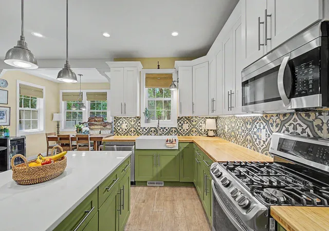 Photo 3 of Sale Pending at 1404 Louisiana Ave S, Minneapolis, MN 55426 | MLS# 7123857 | Listing updated on 2026-09-04