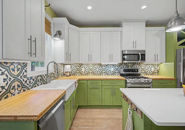 Photo 4 of Sale Pending at 1404 Louisiana Ave S, Minneapolis, MN 55426 | MLS# 7123857 | Listing updated on 2026-09-04