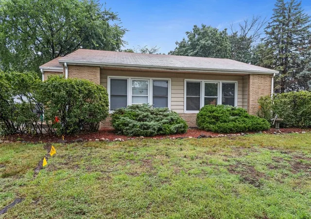 1st image of 2249 Louisiana Ave S, Minneapolis, MN 55426 | MLS# 7123878
