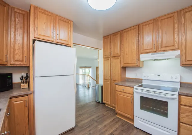 Photo 4 of Sale Pending at 401 Lincoln Ave NE, Fertile, MN 56540 | MLS# 7123883 | Listing updated on 2026-08-18