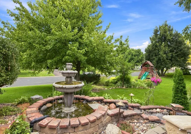 Photo 4 of Sale Pending at 2003 Ponds Way, Shakopee, MN 55379 | MLS# 7123889 | Listing updated on 2026-09-27