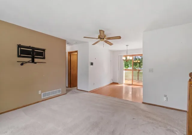 Photo 3 of Sale Pending at 3501 84th Circle N, Minneapolis, MN 55443 | MLS# 7123895 | Listing updated on 2026-09-30