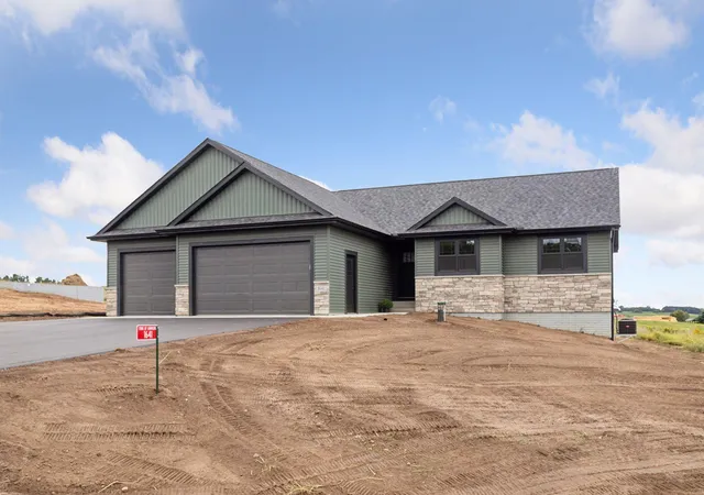 39th image of 238 Eagle Ridge Dr, Roberts, WI 54023 | MLS# 7123899