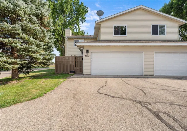 Photo 1 of Single family home for sale at 3550 Cloman Way E, Inver Grove Heights, MN 55076 | MLS# 7123901 | Listing updated on 2026-09-29