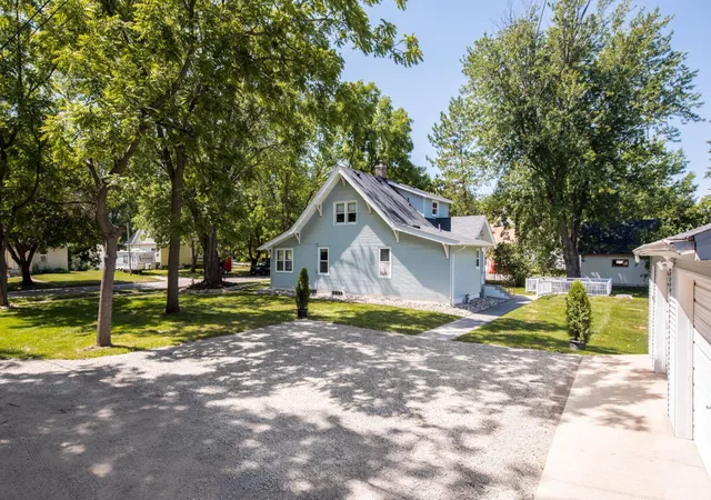 35th image of 305 8th Ave E, Alexandria, MN 56308 | MLS# 7123916