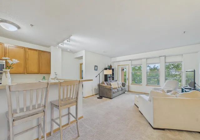 Photo 2 of Condo for sale at 150 E Burnsville Pkwy #309, Burnsville, MN 55337 | MLS# 7123921 | Listing updated on 2026-09-01
