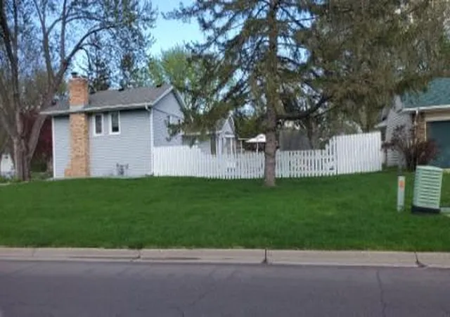 Photo 3 of Single family home for sale at 8515 85th Street S, Cottage Grove, MN 55016 | MLS# 7123955 | Listing updated on 2026-08-11