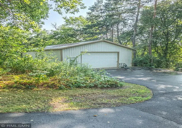 Photo 4 of Sale Pending at 49080 Alder Ave, Stanchfield, MN 55080 | MLS# 7123965 | Listing updated on 2026-10-08
