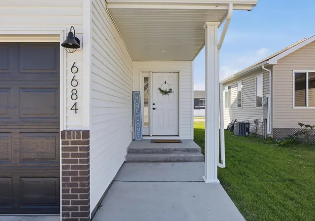 Photo 3 of Single family home for sale at 6684 Toronto Dr S, Fargo, ND 58104 | MLS# 7123968 | Listing updated on 2026-08-28