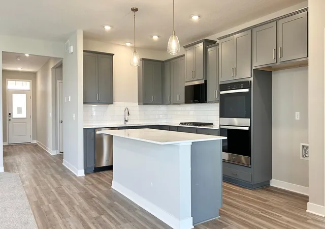 5th image of 2147 Bluff Heights Dr, Shakopee, MN 55379 | MLS# 7124023