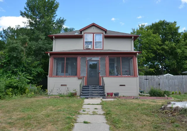 1st image of 506 4th St S, Moorhead, MN 56560 | MLS# 7124062