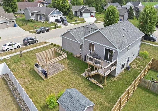 Photo 2 of Single family home for sale at 201 14th Ave Nw, Kasson, MN 55944 | MLS# 7124087 | Listing updated on 2026-10-20