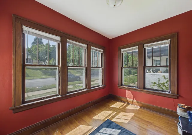Photo 2 of Single family home for sale at 1334 Searle St, Saint Paul, MN 55130 | MLS# 7124093 | Listing updated on 2026-08-22
