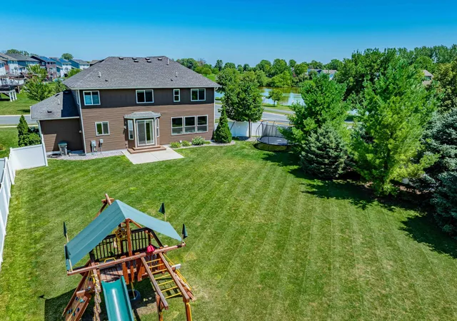 Photo 3 of Sale Pending at 1100 Skybrooke Ave, Waconia, MN 55387 | MLS# 7124119 | Listing updated on 2026-08-28