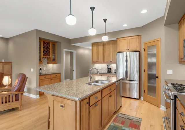 5th image of 8797 Upper 7Th Pl, Lake Elmo, MN 55042 | MLS# 7124155
