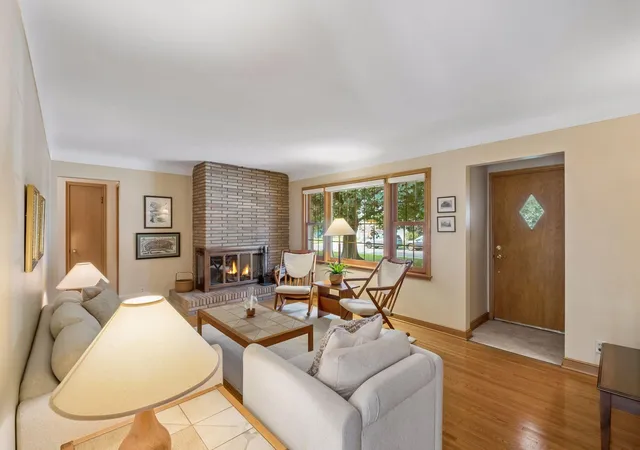 5th image of 1266 Smith Ave S, Saint Paul, MN 55118 | MLS# 7124159