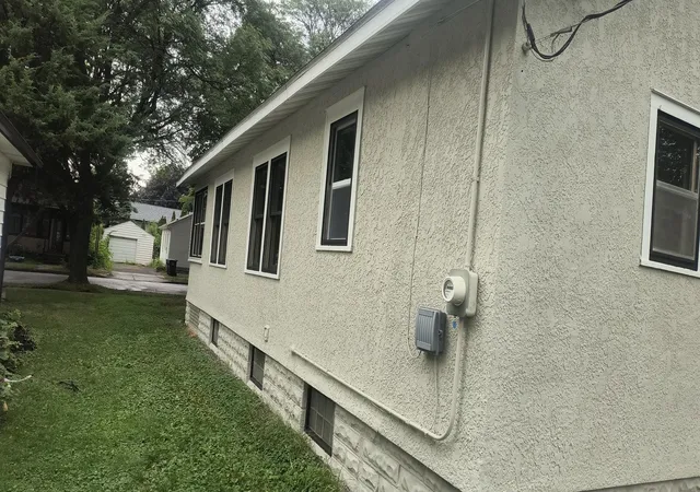 3rd image of 1264 Bush Ave, Saint Paul, MN 55106 | MLS# 7124161