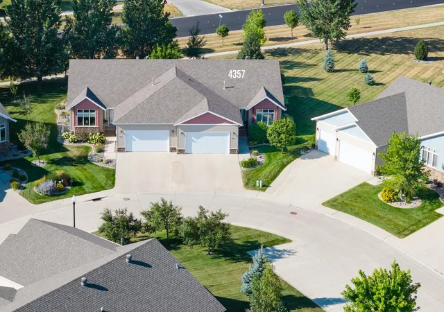 Photo 3 of Sale Pending at 4357 Coventry Dr S, Fargo, ND 58104 | MLS# 7124175 | Listing updated on 2026-09-02