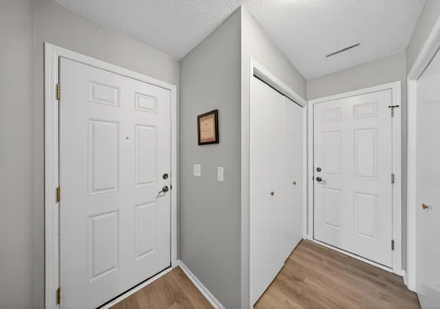 Photo 2 of Sale Pending at 3046 River Fls Rd Nw, Rochester, MN 55901 | MLS# 7124244 | Listing updated on 2026-08-30