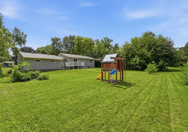 2nd image of 429 8th St Se, Cokato, MN 55321 | MLS# 7124255