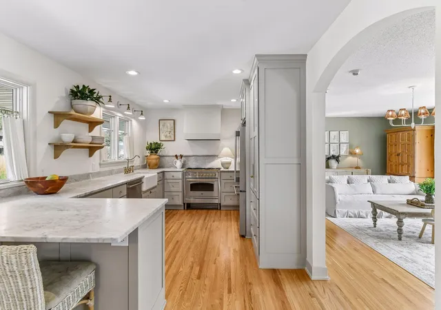 1st image of 15803 Holdridge Rd E, Wayzata, MN 55391 | MLS# 7124263